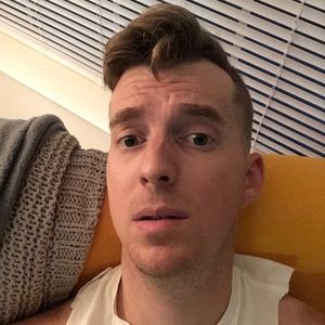 Meet your Posher, Lee